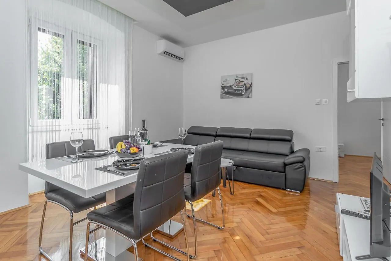 Apartment Apartmani Dada Rijeka